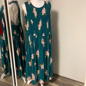 Torrid Maxi Dress Size 4X (26) Plus Size
